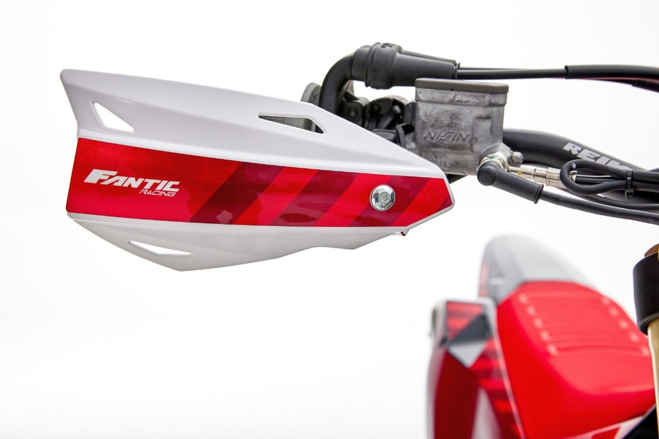 Fantic rinnova il Caballero e lancia le enduro 300 2T e 310 4T